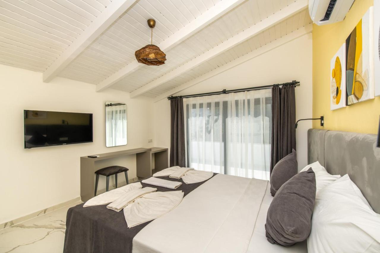 Leonis Hotel Kaş Buitenkant foto